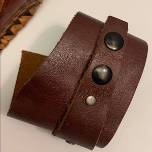 🎁 NWOT RAW HIDE LEATHER CUFF WristletBROWN RUSTIC